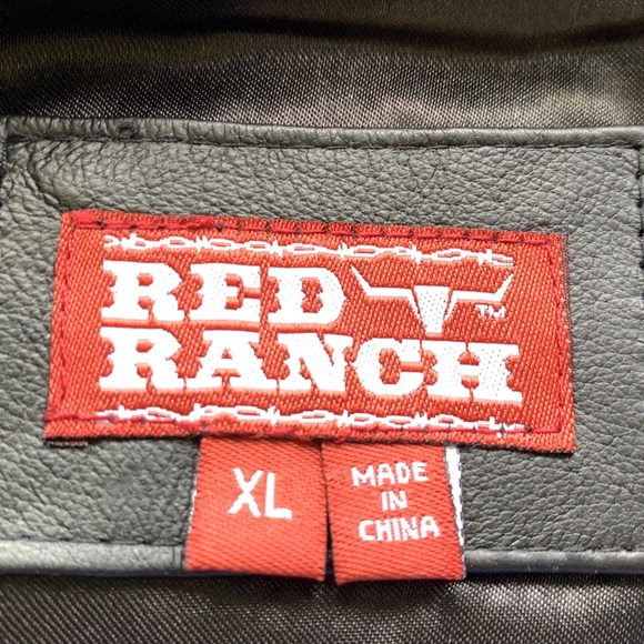 Red Ranch Leather Vest - Picture 3 of 6